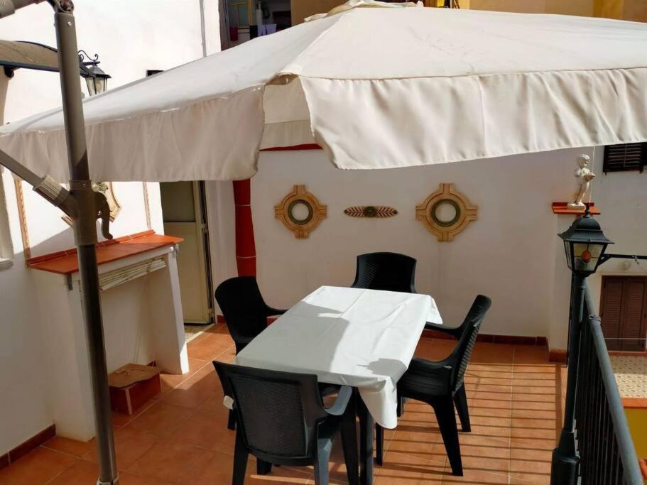 Casa Vacanza "Il Cortiletto" Sciacca Ngoại thất bức ảnh
