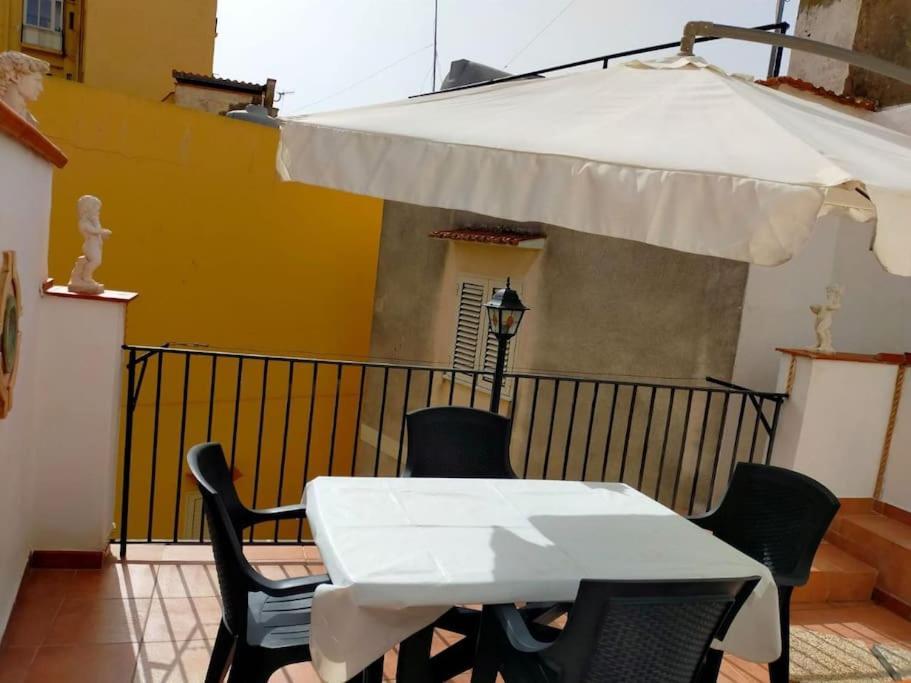 Casa Vacanza "Il Cortiletto" Sciacca Ngoại thất bức ảnh
